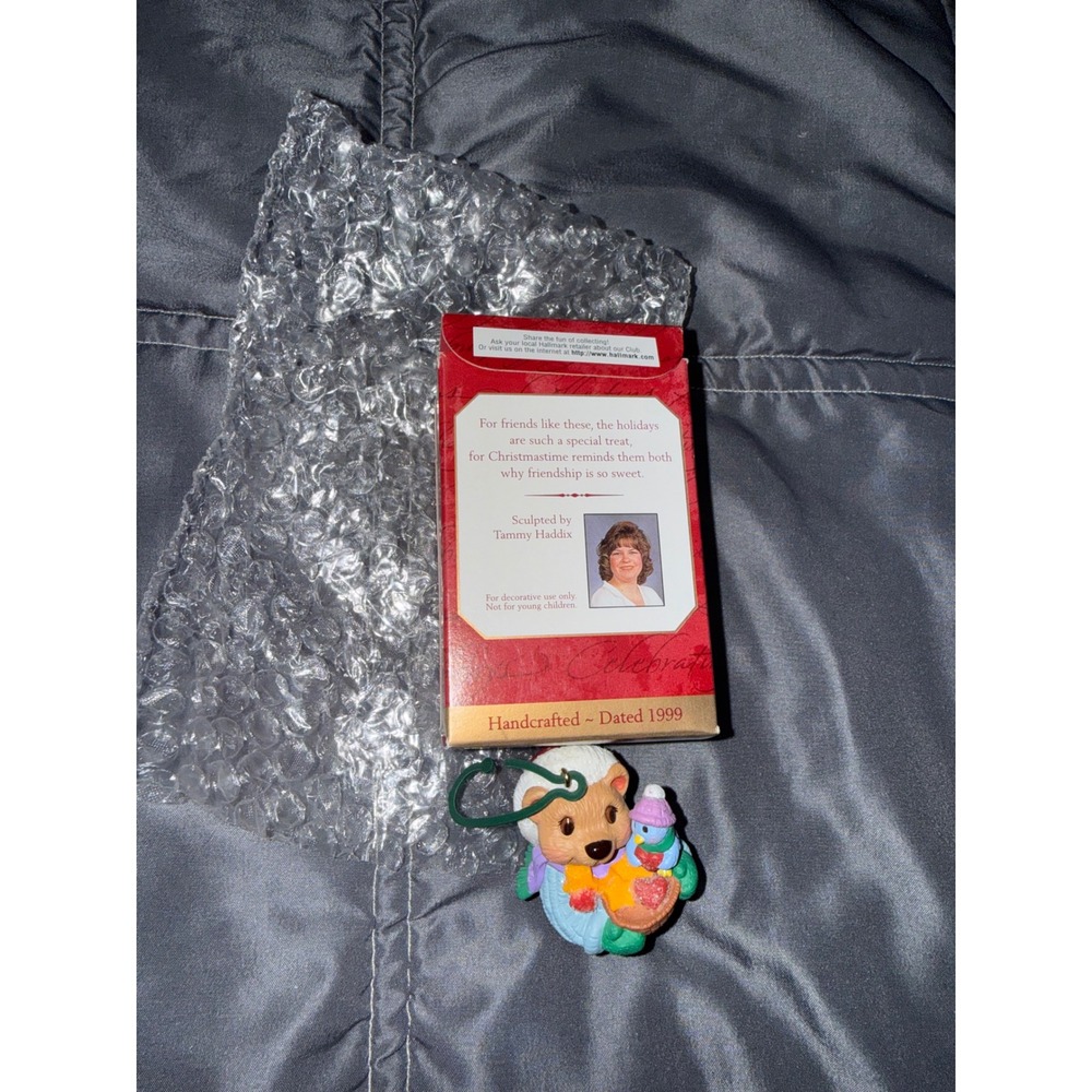 Hallmark Keepsake Ornament 1999 Friends Like These Bear Penguin Tammy Haddix Box
